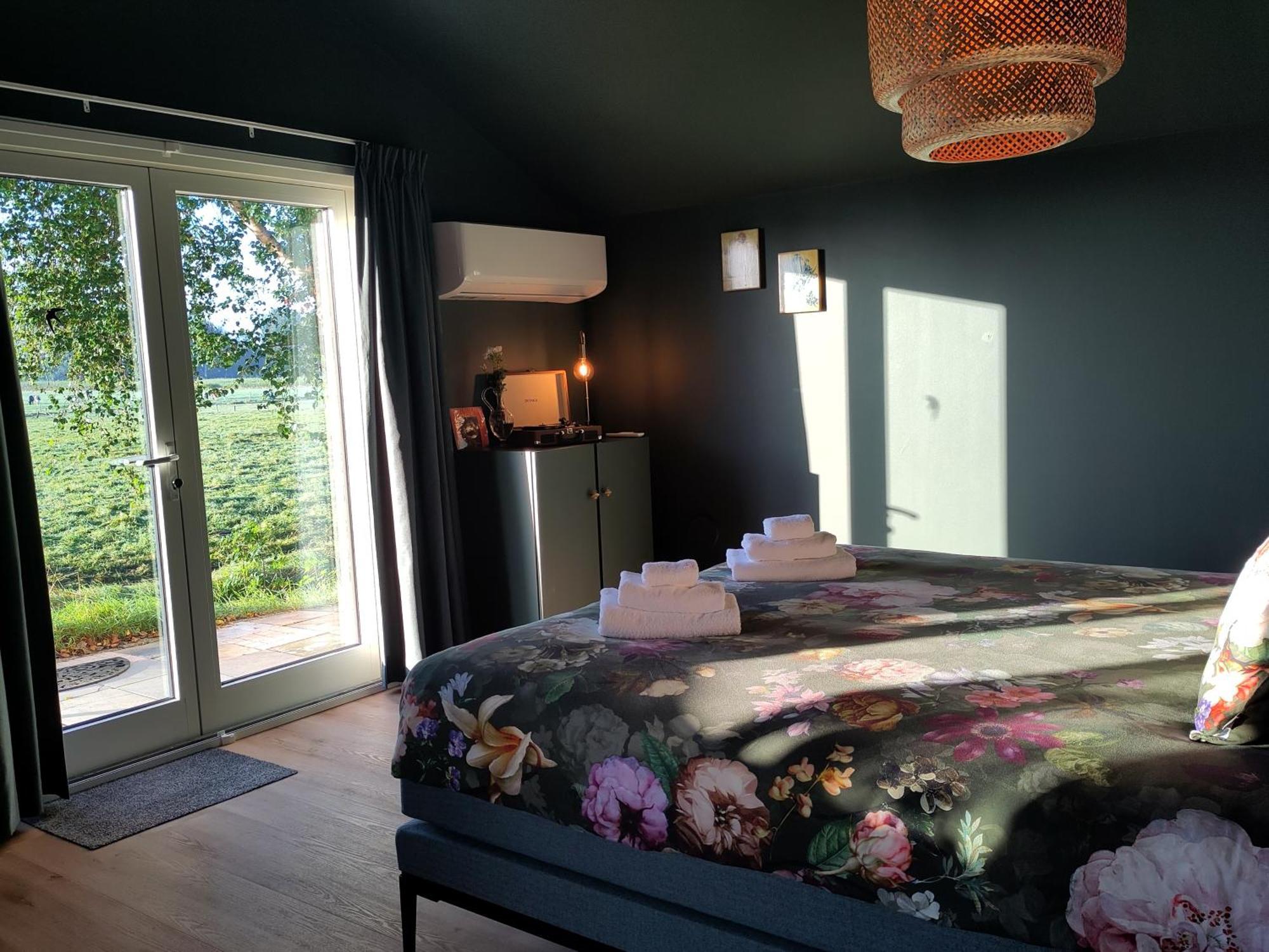'T Voske Bed & Breakfast Zundert Екстериор снимка